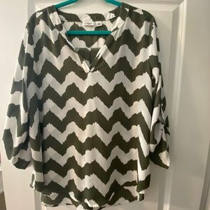 Cato green and white top